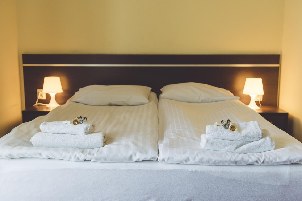 Hotel Odejewscy Chojnice Dış mekan fotoğraf